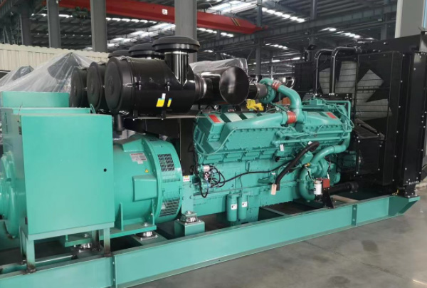 康明斯发电机组用户在使用冷却液时要注意